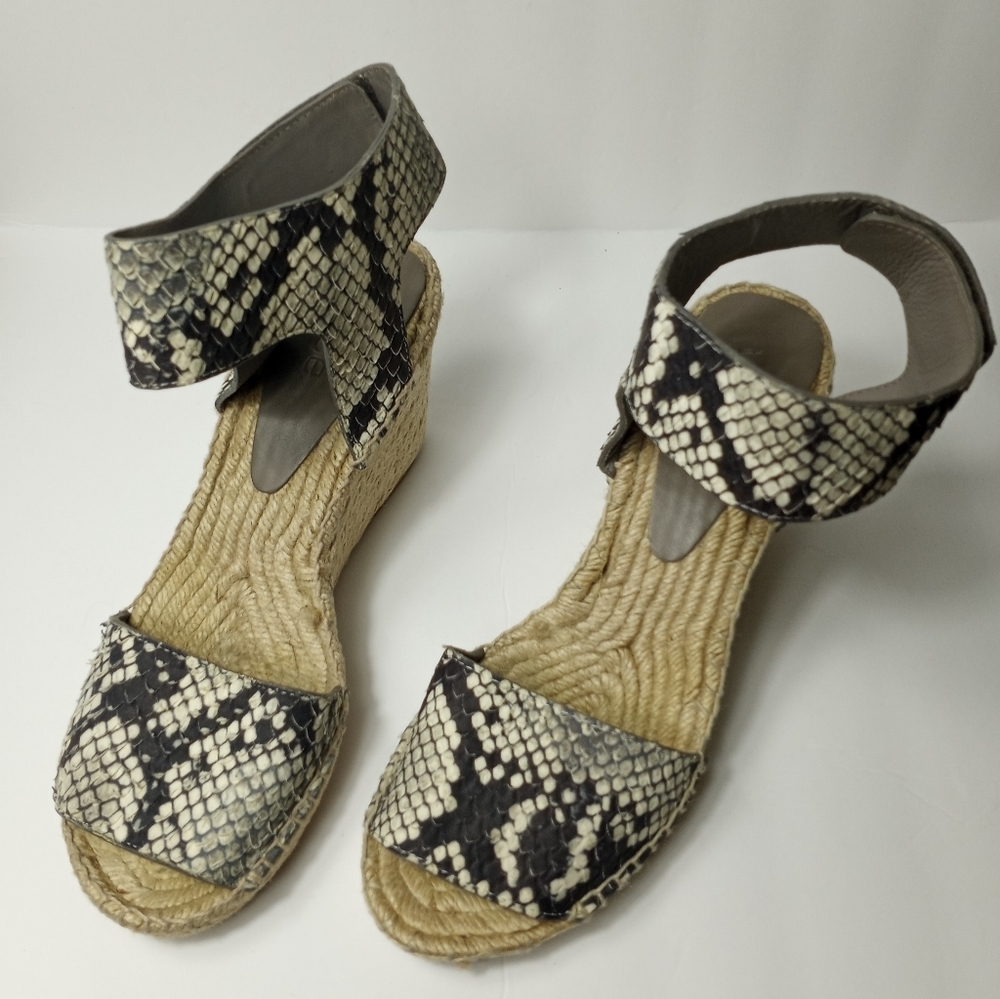 Vince Espadrille Wedge Size 8